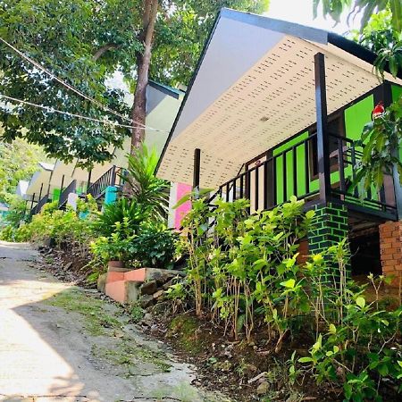 Apache Top Hill Phi Phi Islands Exterior photo